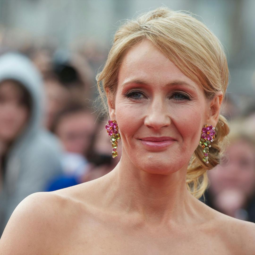 J.K. Rowling: A Journey from Unemployment to Literary Phenomenon 